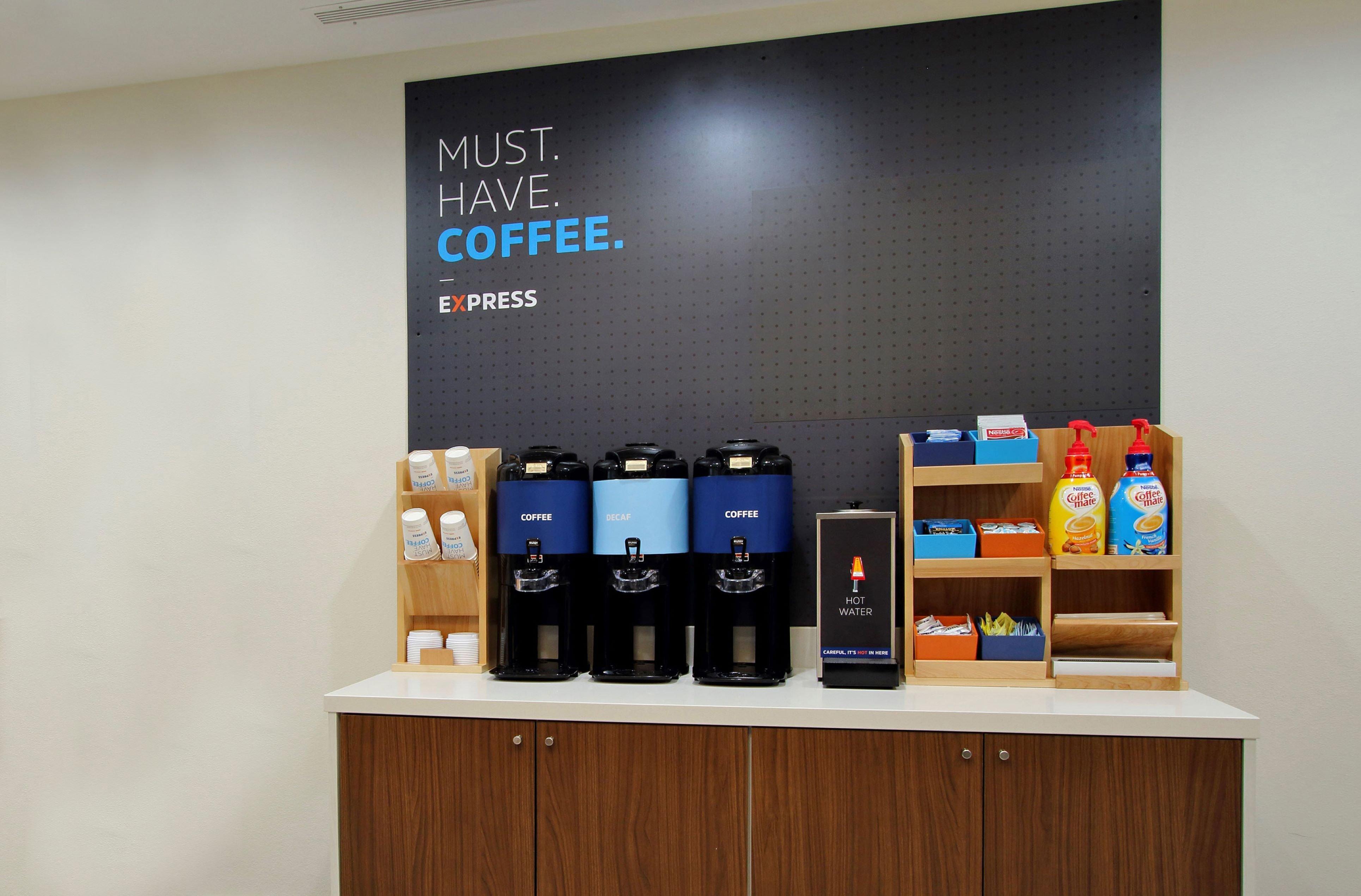 Holiday Inn Express Hotel & Suites Birmingham - Inverness 280 By Ihg Luaran gambar