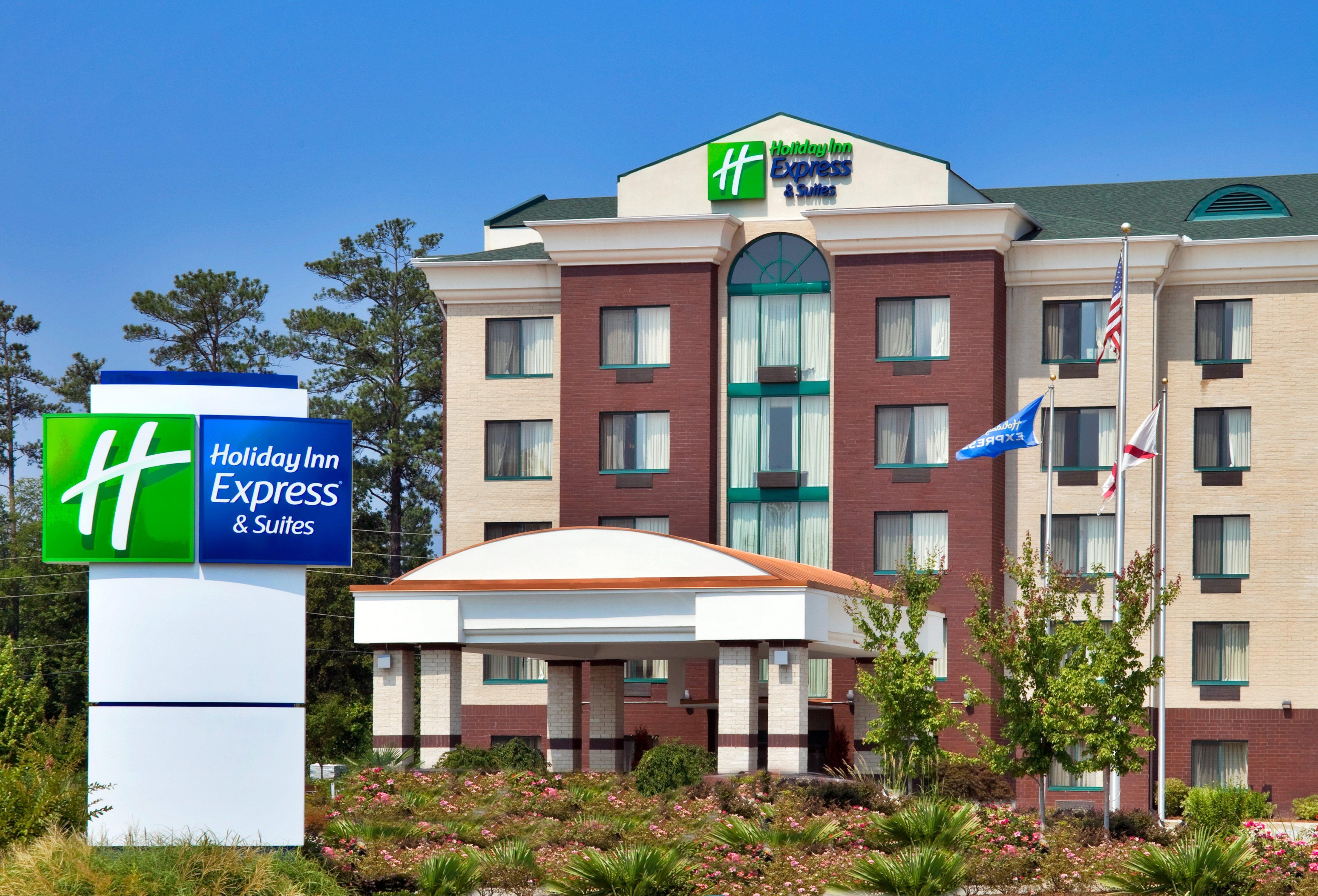 Holiday Inn Express Hotel & Suites Birmingham - Inverness 280 By Ihg Luaran gambar