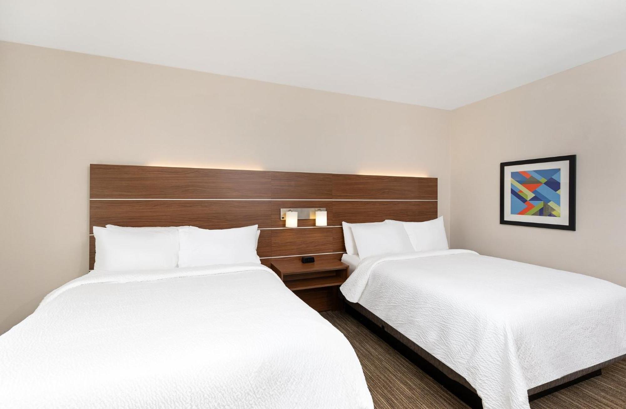 Holiday Inn Express Hotel & Suites Birmingham - Inverness 280 By Ihg Luaran gambar